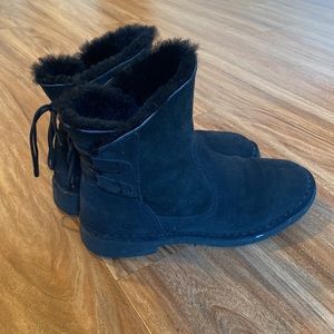 UGG Nayiah Waterproof Boots